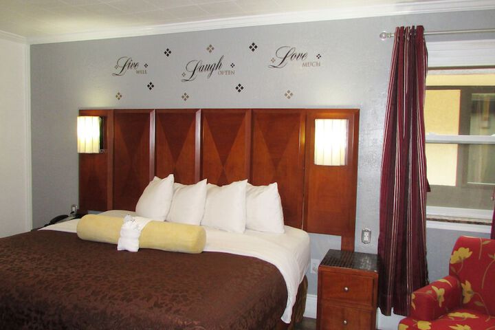 Room 35 of 88