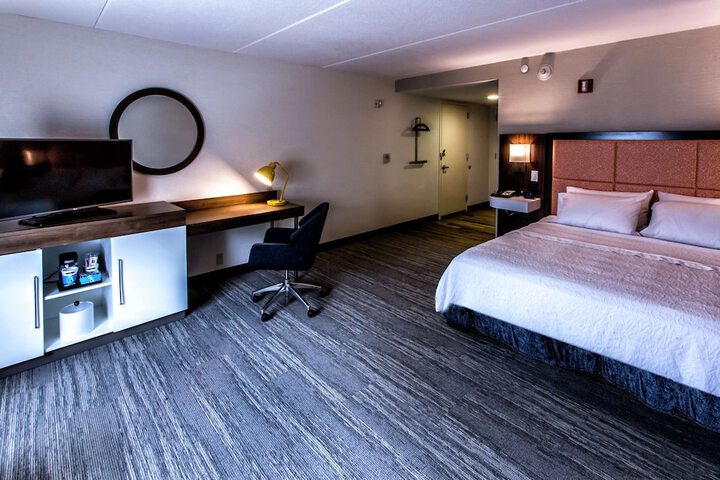 Room 27 of 45