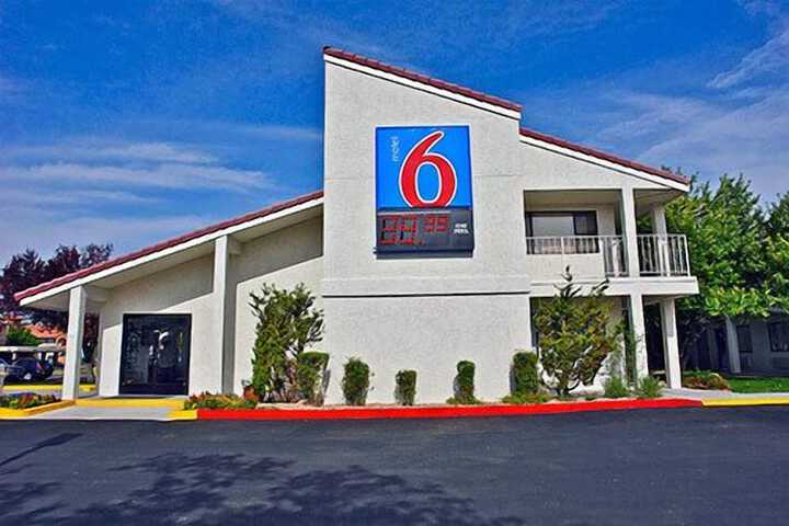 Hotel 4 of 29
