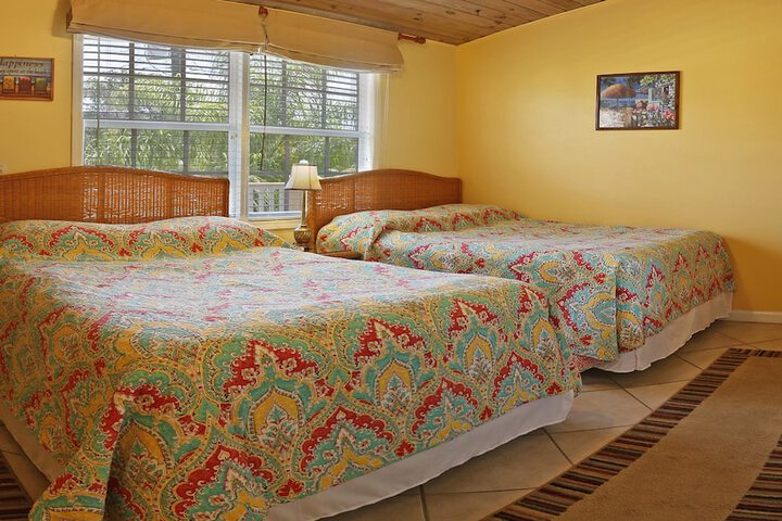 Room 12 of 28