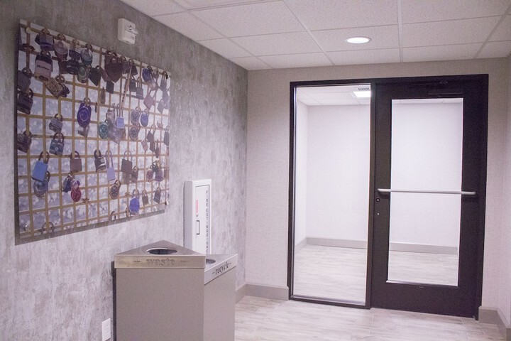 Ballroom/Hall 85 of 89