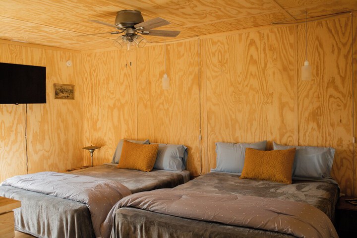 Room 34 of 55