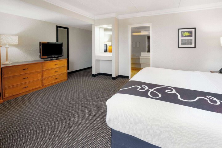 Room 20 of 29