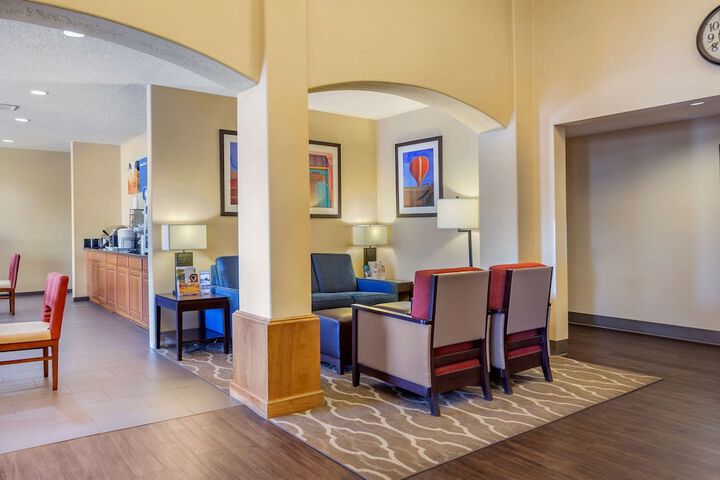 Hotel Interior 6 of 29