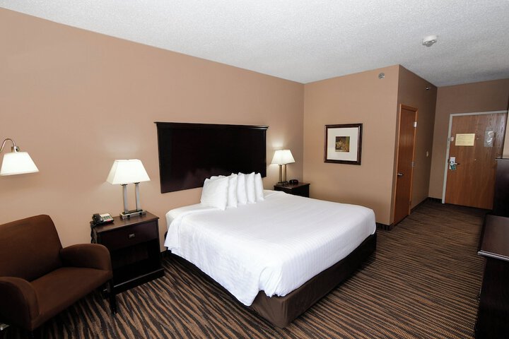 Room 27 of 118
