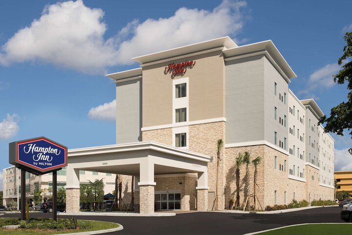 Hotel 2 of 31