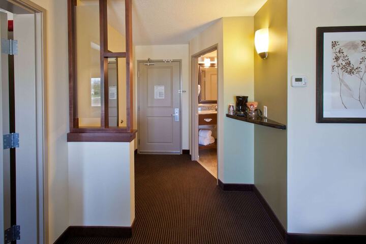 Room 22 of 69