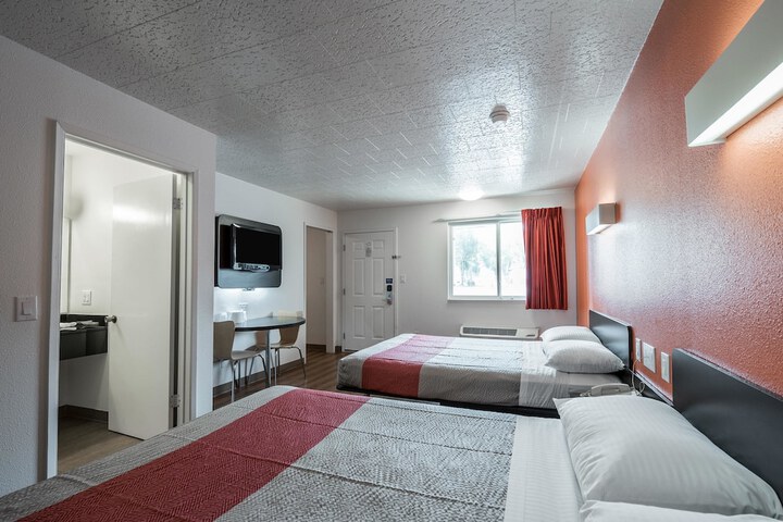 Room 20 of 31
