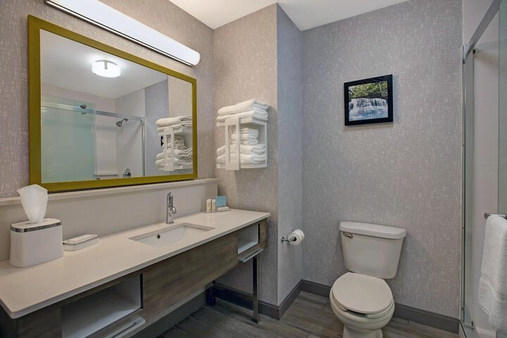 Hampton Inn Westfield