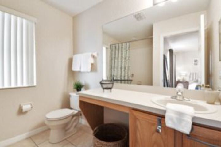 MARVELOUS 4 Bedroom Holiday home by Follow the sun vacation Rentals