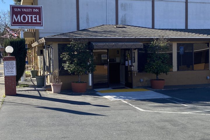 Hotel 2 of 37