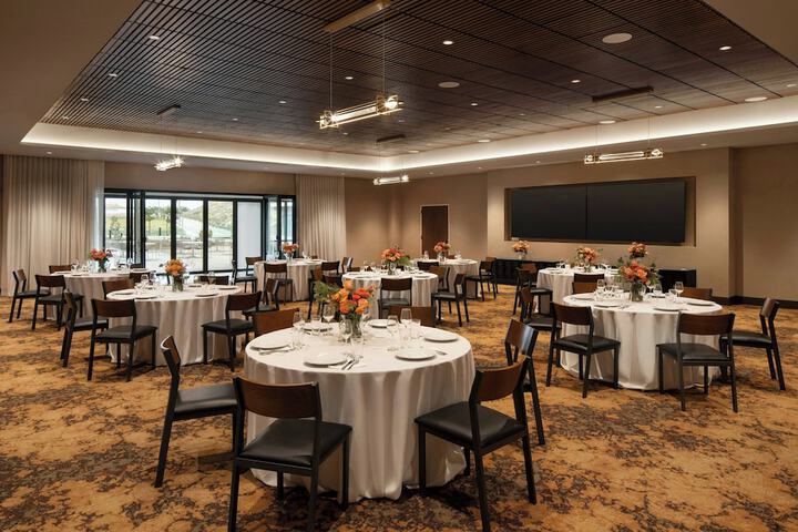 Courtyard by Marriott Sand City Monterey