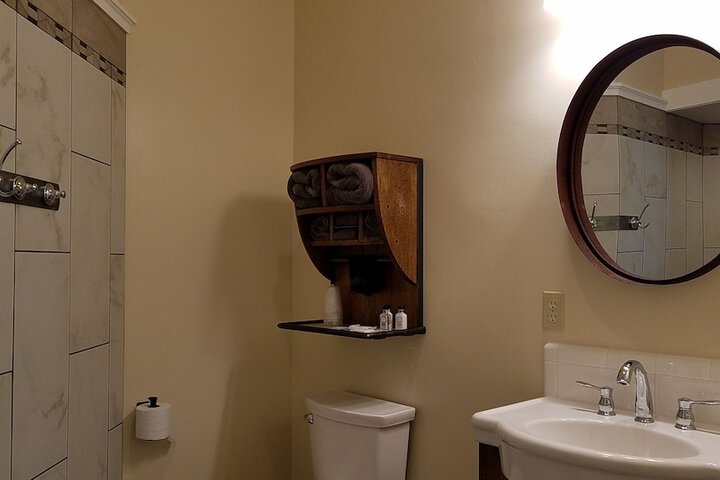 Room 24 of 126
