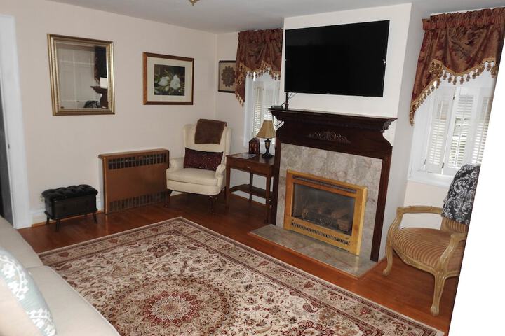 Room 9 of 29
