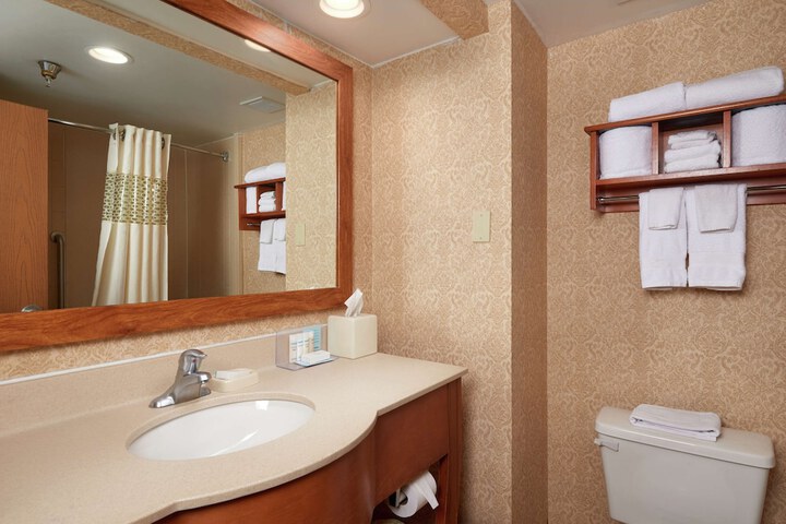 Room 12 of 23
