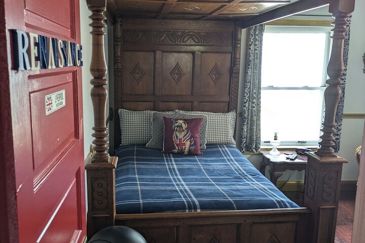 The Old Parsonage B & B
