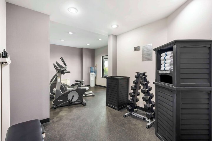 Best Western Suites