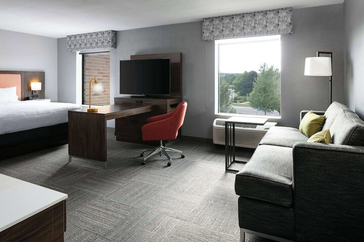 Room 30 of 41