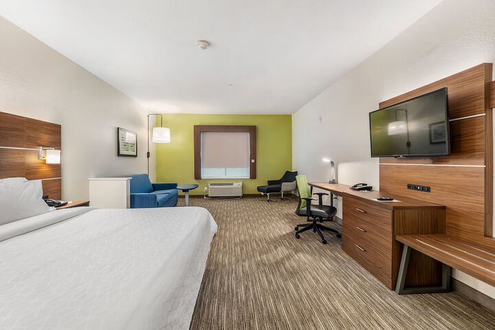 Holiday Inn Express Suites Van Buren-Ft Smith Area by IHG