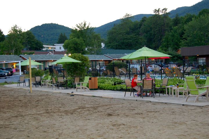 Scottys Lakeside Resort