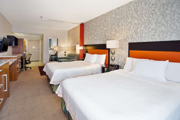 Room 16 of 33