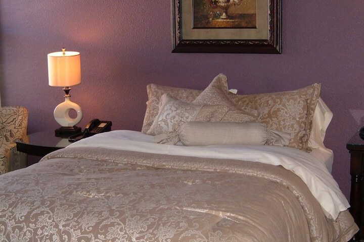 Tremont Inn on Main