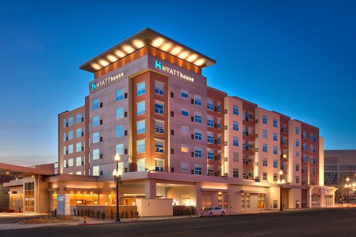 Hotel 2 of 42
