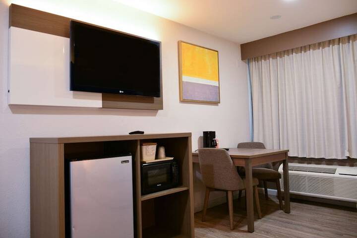 Room 25 of 55
