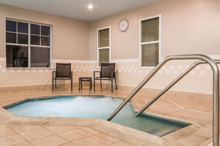 Pool 6 of 52