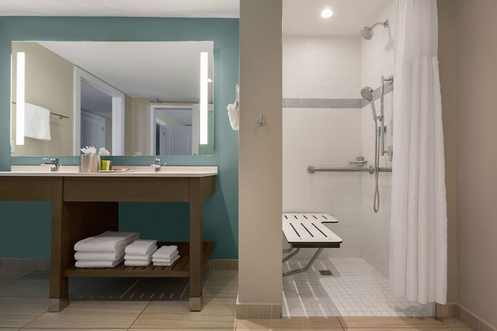 Room 41 of 62