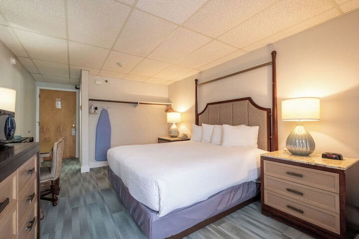 Boothbay Harbor Inn