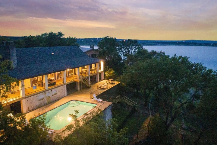 Serenity Point at Canyon Lake 4 Bedroom Home