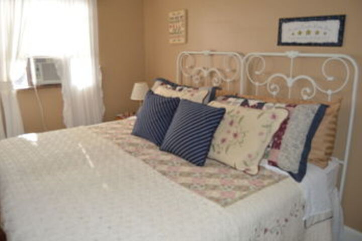 Maple Street Bed & Breakfast