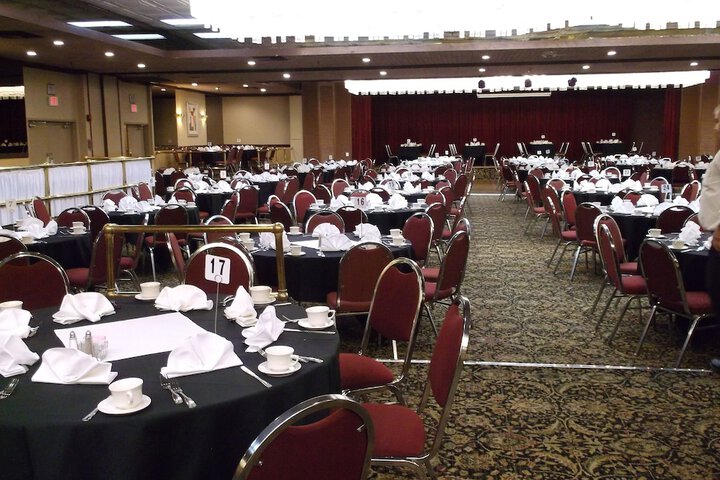 Ballroom/Hall 44 of 51