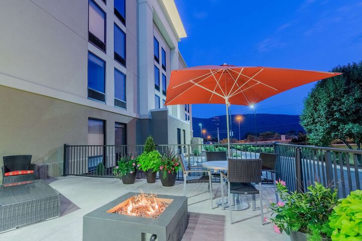 Terrace/Patio 33 of 35