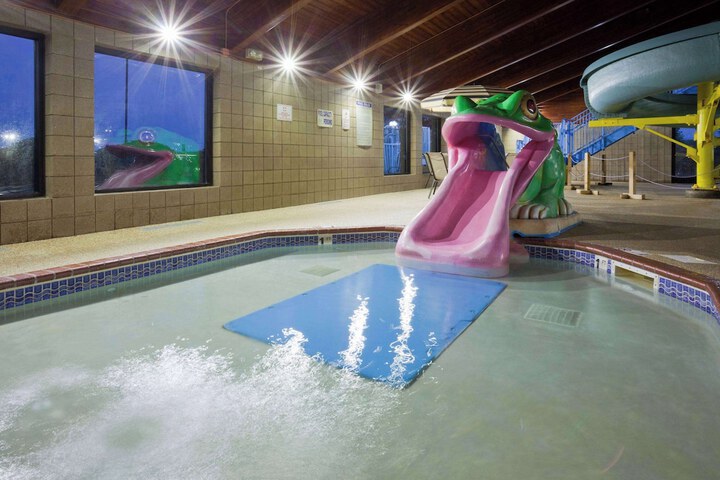 Pool 6 of 53