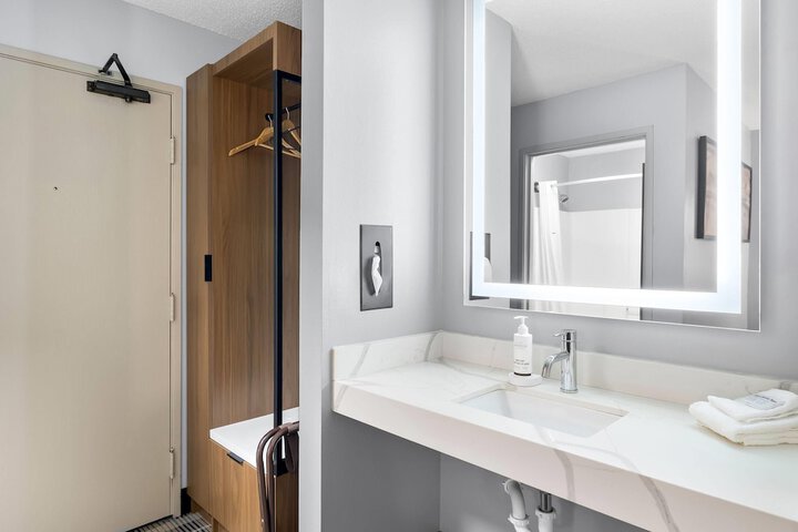 AmericInn by Wyndham Columbus Wisconsin
