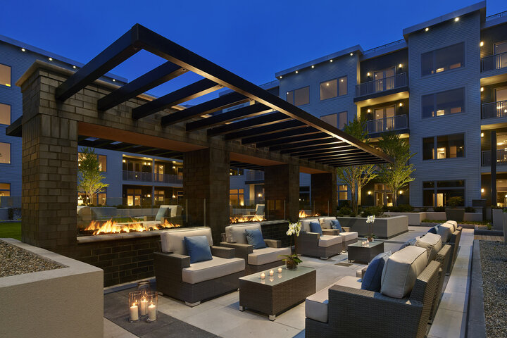 Hotel Exterior 69 of 76