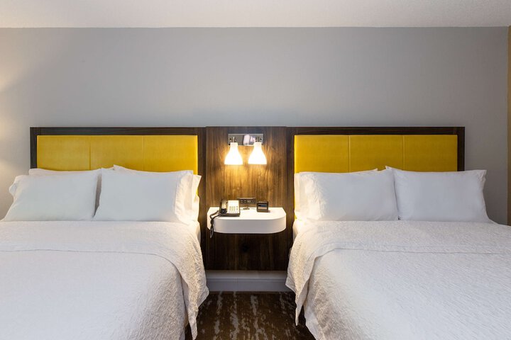 Room 15 of 60