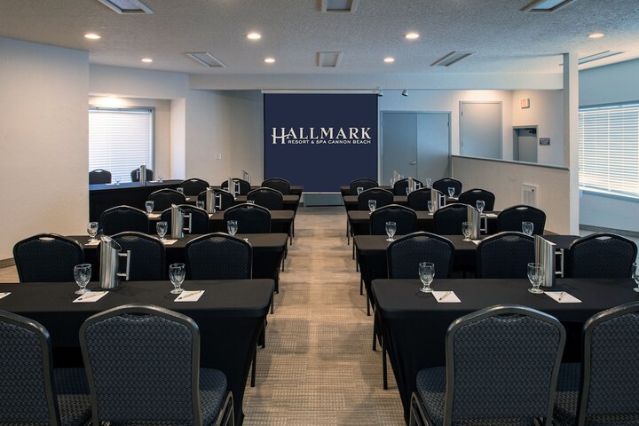Hallmark Resort - Cannon Beach
