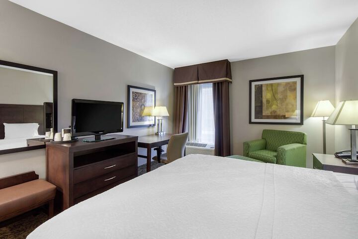 Room 16 of 50