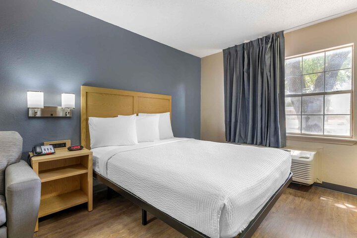 Extended Stay America Suites Arlington