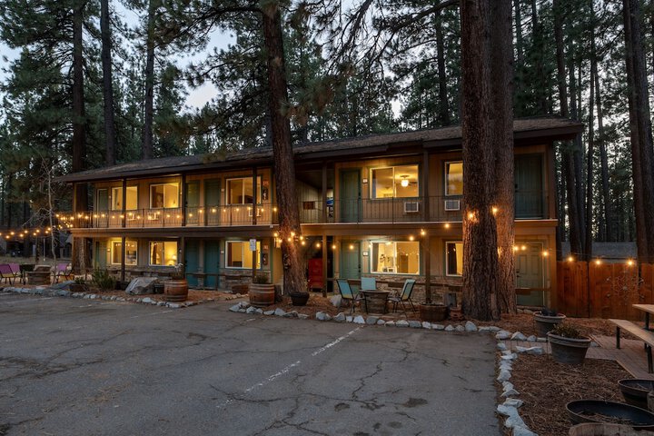 Hotel 4 of 68