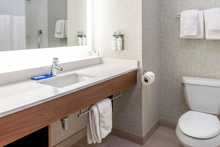 Holiday Inn Express Hotel & Suites a Lake Zurich-Barrington by IHG