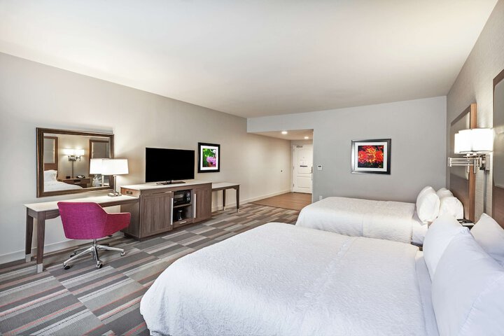 Room 25 of 54