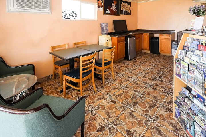 Hotel Interior 10 of 23