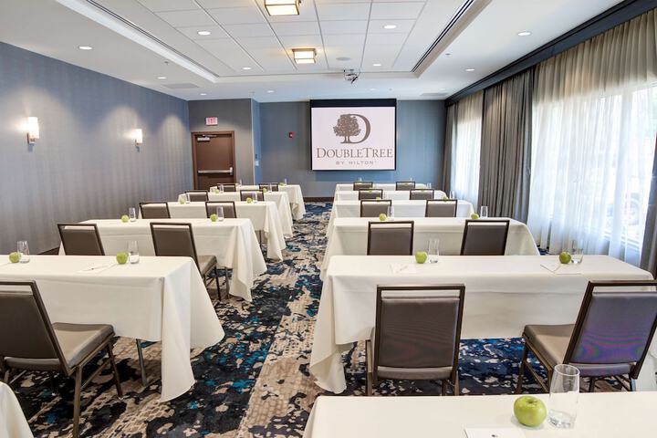 Doubletree by Hilton Harrisonburg