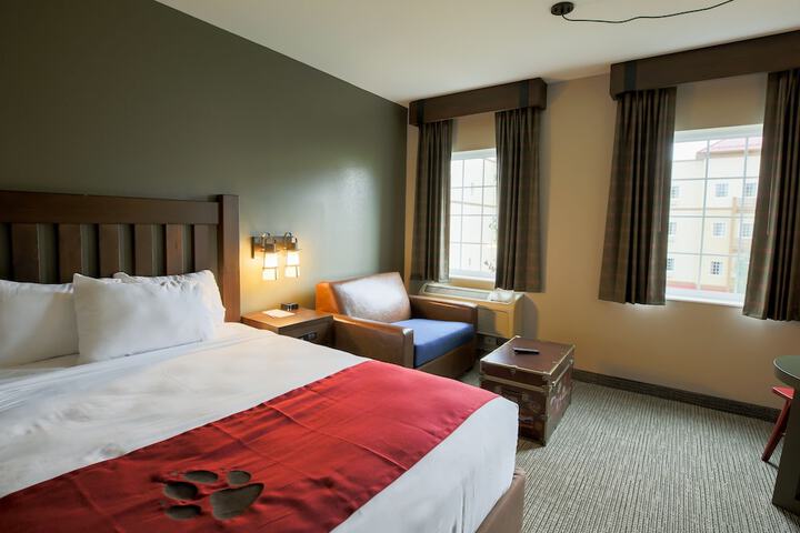 Room 42 of 74