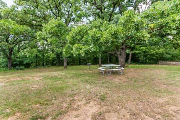 Property Grounds 108 of 111