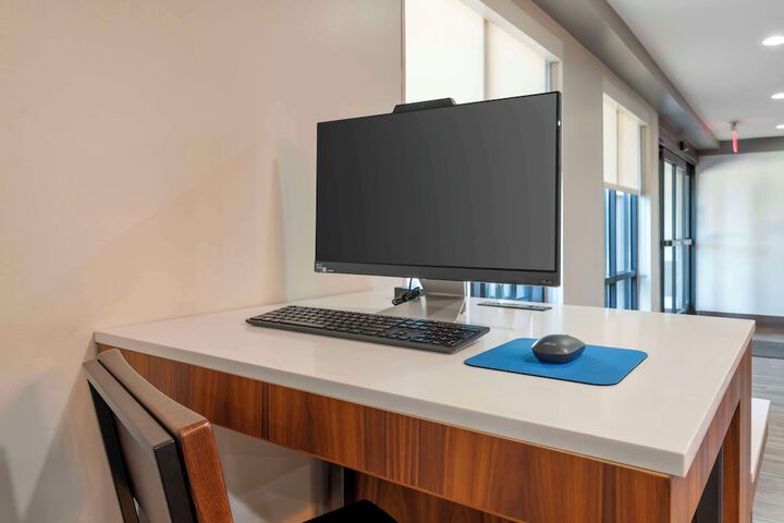 Business Center 45 of 45